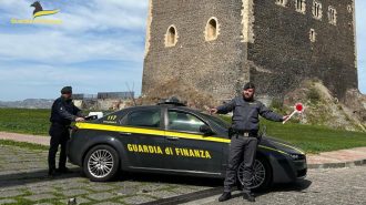 Gdf Catania arrestato falso finanziere a Paternè:  identificato e denunciato dalle vere Fiamme gialle