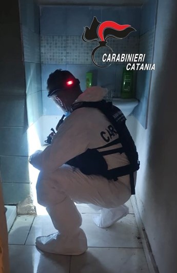 I rilievi dei carabinieri Sezione investigazione scientifiche 