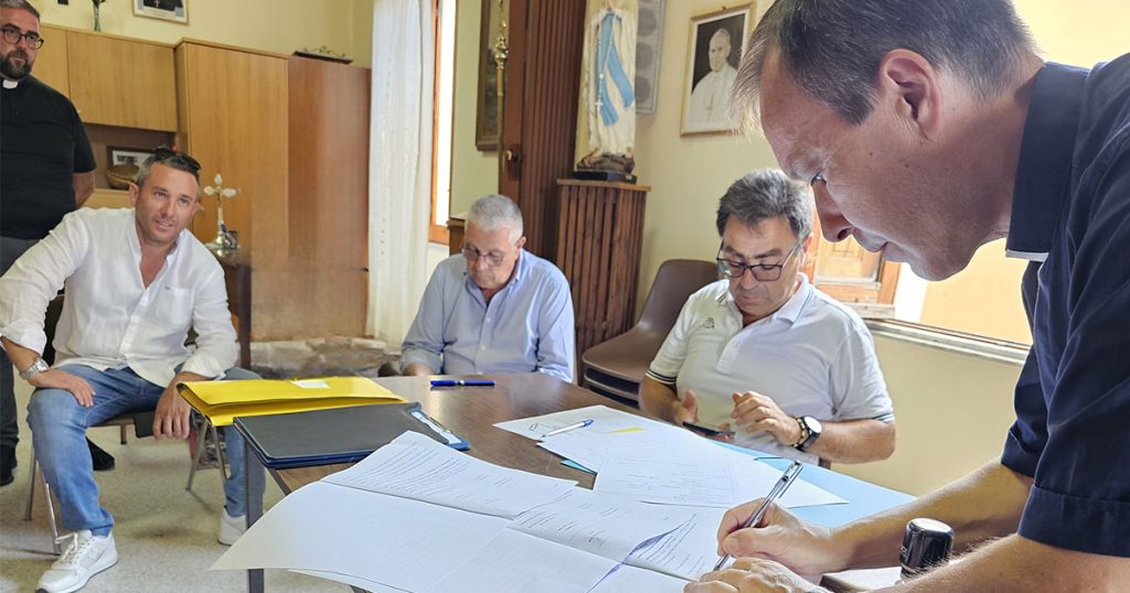 Post sisma, Aci Sant’antonio, lettura e firma progetto