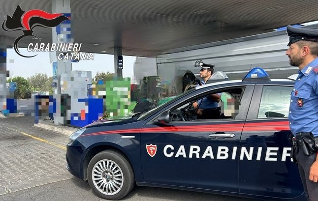 Rapina stazione di servizio