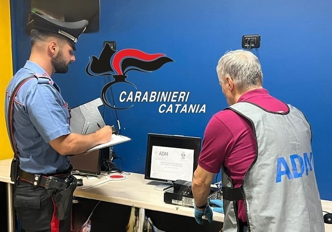 Catania centro storico, controlli dei Carabinieri negli esercizi pubblici