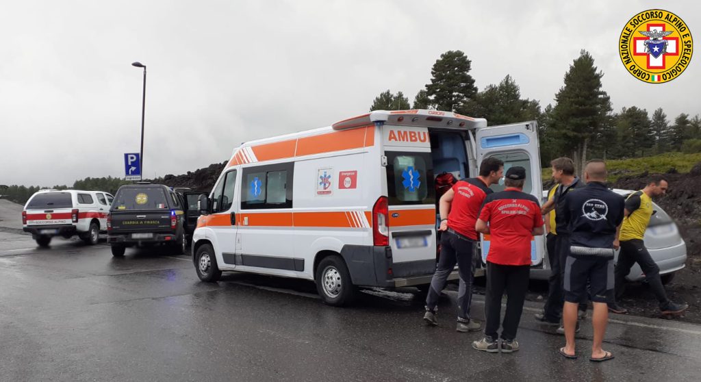 I soccorsi dei tecnici della Stazione Etna Nord del Cnsas, del Sagf e del 118