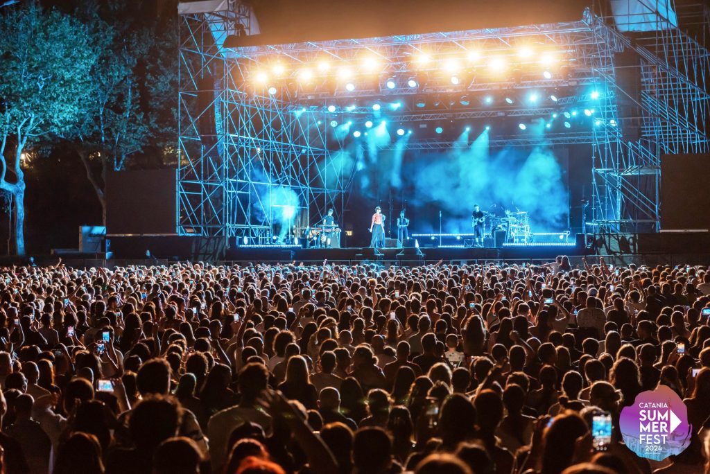 Mahmood, Catania 20 agosto 2024, palco