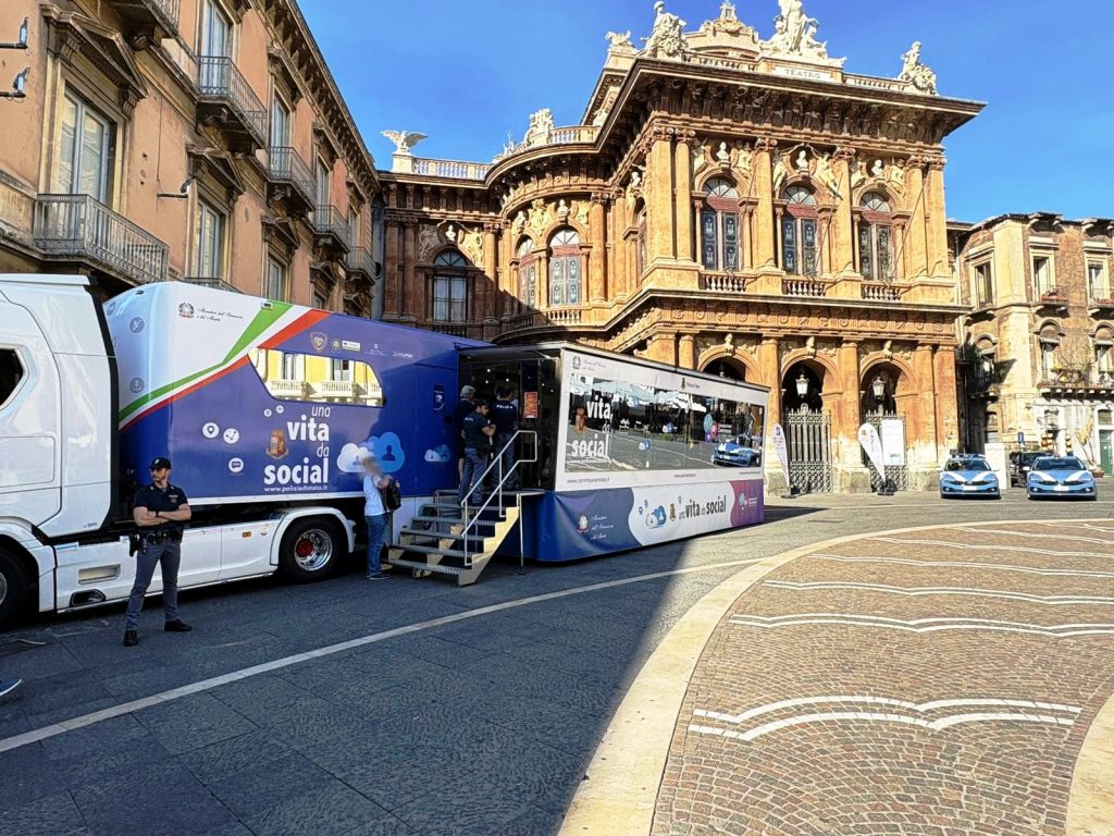 Catania, al via “Una vita da social” 