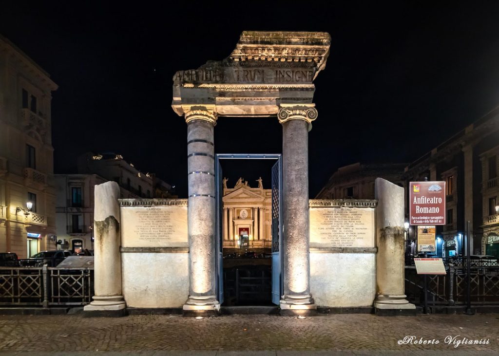 Anfiteatro Romano, potenziata illuminazione dei resti di piazza Stesicoro